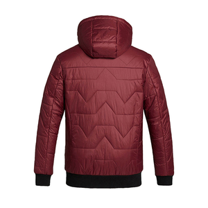 Blouson matelassé bordeaux à capuche pour homme, coupe droite, couleur unie, coupe-vent, rembourrage en polyester, fermeture éclair, col montant - Product Image 2