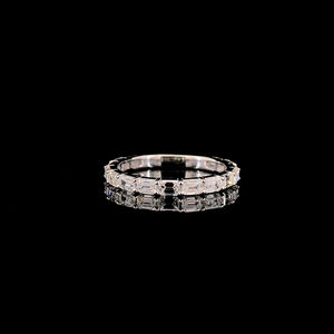 Anillo de compromiso de oro blanco de 18 quilates con diamante cultivado en laboratorio, color EF, corte esmeralda, 1.50 ct, claridad VVS/VS, joyería fina para mujer. - Product Image 3
