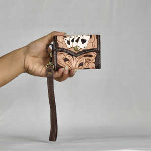 Tarjetero de Cuero Genuino de Primera Calidad con Diseño Floral Grabado a Mano, Estilo Moderno, Corto, Antirrobo, con Correa Desmontable - Product Image 2