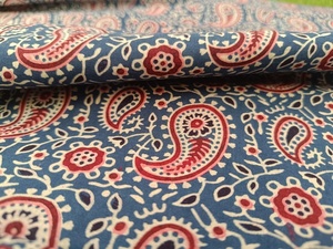 100% Cotton 115GSM Woven Eco-Friendly Paisley Hand Block Print Poplin Fabric 40S40S Plain Weave Dresses Shirts Home Girls Bags - Product Image 2