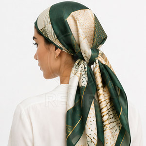 Foulards carrés en soie légers et doux pour femmes - Respirants, élégants, pour un style décontracté et un usage quotidien - Product Image 5