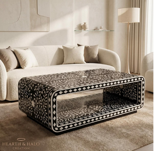 Mesa de centro redonda negra con incrustaciones intrincadas de mandala de nácar blanco y borde festoneado en patas cruzadas de latón. - Product Image 2
