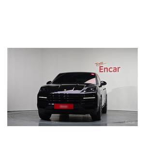 Porsche Cayenne 3.0 Coupé 2024, 46,883 km, Volante a la Izquierda, Caja de Cambios Automática, Asientos de Cuero con Cámara Trasera - Product Image 3