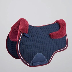 Almohadillas de Montar a Caballo Profesionales de Bajo Precio, Duraderas, Transpirables, de Primera Calidad, Ecológicas y Personalizables - Product Image 1