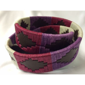 Ceinture en cuir véritable personnalisée pour homme, sport et loisirs, avec broderie polo et gaufrage végétal, service OEM pour produits équestres - Product Image 4