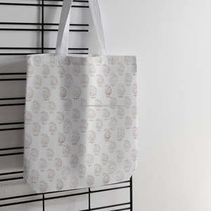 Bolso de Mano con Estampado de Bloques Jaipuri Hecho a Mano con Motivos de Hojas, Diseñado para Mujeres Modernas, Bolsos Estampados de Moda de Verano - Product Image 4