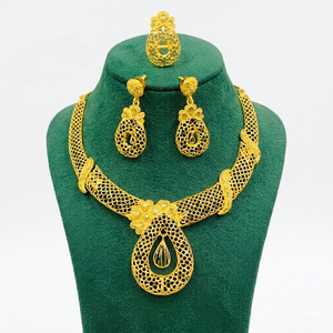 Juego de Joyería de 4 Piezas Chapado en Oro de 24K para Mujer, Estilo Moderno y Tradicional, Ideal para Bodas y Fiestas, Elegancia Versátil, Estilo Indio - Product Image 1