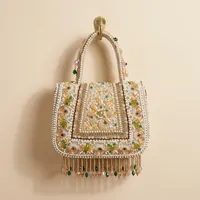 Sac à perles de qualité supérieure, sac de soirée vintage personnalisé orné de perles pastel et doté d'une poignée décorative.