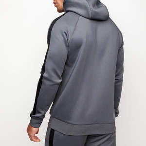 Conjuntos Deportivos Transpirables de Alta Calidad para Hombre, Sudaderas con Capucha y Pantalones Deportivos Hechos a Medida en Pakistán - Product Image 2