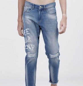 Vaqueros ajustados desgastados de estilo urbano a la moda para hombre, pantalones de mezclilla para hombre, fabricantes de pantalones vaqueros para hombre, personalizables. - Product Image 1