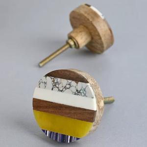 Boutons en résine de conception haut de gamme, boutons en résine et bois, boutons de meuble en résine, boutons de tiroir en résine, boutons en bois, prix de gros direct usine - Product Image 1