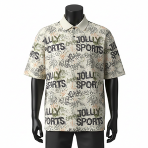 Polo de hombre de 220 GSM, mezcla de algodón y poliéster, suave, transpirable, color beige, con estampado gráfico por sublimación, personalizado, que absorbe la humedad. - Product Image 1