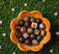 Handgemaakte gegraveerde hars schaal, traditioneel Chinees design, oranje kleur, voor dadels, desserts, chocolade, fruit, snacks, cadeau.