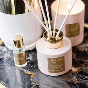 Aikun MOQ 30pcs 100ml Ylang Ylang And Amber Reed <b>Diffuser</b> Set <b>With</b> Matte Pink Glass Bottle Gold Label And Pink Gold Marble Box - Product Image 2