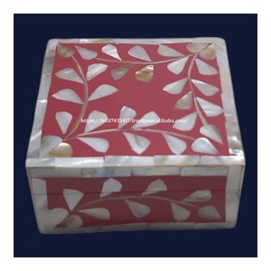 Nouvelle boîte d'incrustation d'os en MDF total fait à la main d'aspect moderne traditionnel avec une utilisation de collection unique et de haute qualité pour le stockage de bijoux - Product Image 1