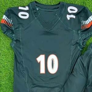 Uniformes de football américain haut de gamme conçus pour la performance et la durabilité, parfaits pour les équipes de tous niveaux. Commandes en gros disponibles. - Product Image 5