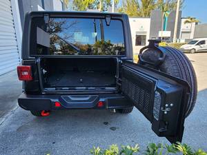 WRANGLER 4 PORTES 2024 EN BON ÉTAT - Product Image 5