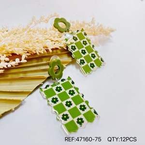 Orecchini pendenti a quadretti verdi con design floreale, set di gioielli alla moda da 12 pezzi - Product Image 2