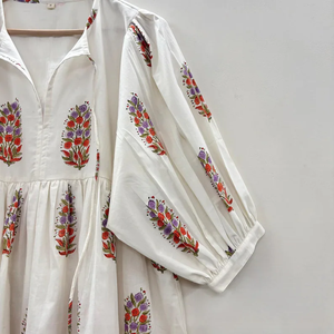 Robe formelle vintage en coton écologique, imprimée à la main, col en V, manches 3/4, ourlet à volants en dentelle, lavable, motif floral - Product Image 3