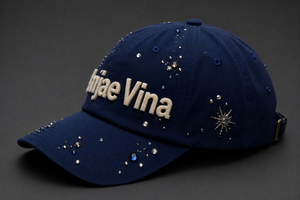 Casquette de baseball personnalisée en chenille brodée, 6 panneaux, haute qualité, non structurée, profil moyen, visière hautement incurvée, strass - Product Image 3