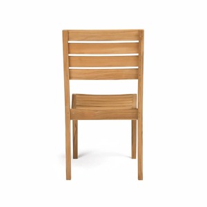 Chaise de salle à manger moderne en rotin avec accoudoirs et revêtement en similicuir, design contemporain, pieds en bois robustes, mobilier de maison - Product Image 3