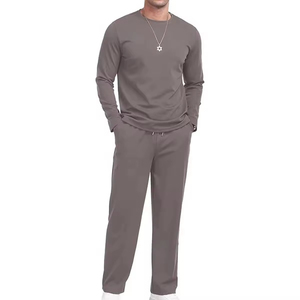 Trajes Deportivos Modernos para Hombre con Material de Alta Calidad, Ajuste Cómodo, Construcción Duradera y Tacto Suave, Diseñados para Entrenamiento - Product Image 2