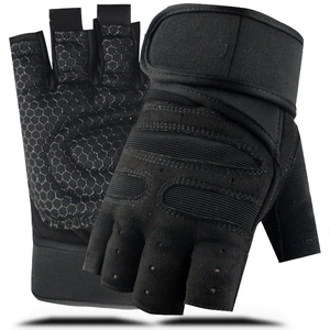 Gants de fitness demi-doigts noirs respirants antidérapants avec sangle de poignet réglable pour la musculation et l'entraînement en salle de sport unisexe - Product Image 1