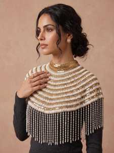 Camisole élégante et tendance pour femme, style doux, en satin uni, ornée de paillettes et de perles, faite à la main avec des franges dorées, écologique et courte. - Product Image 6