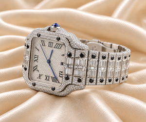 Montre-bracelet de luxe analogique à cadran carré mécanique avec chiffres romains, cristal saphir et bracelet en acier inoxydable, par Raj Gems Diamond - Product Image 3