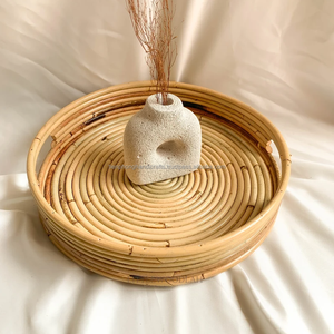 Tienphong – plateau rond en rotin, vente en gros, 3 tailles S M L | Panier de service tissé à la main avec poignée - Product Image 3