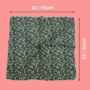 Bandanas carrées personnalisées en soie et polyester pour femmes, en gros, en stock, avec logo imprimé - Product Image 4