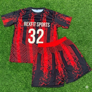 ชุดกีฬาผู้ชายแบบกำหนดเอง REXFIT SPORTS เสื้อฟุตบอล กางเกงขาสั้น ชุดกีฬา ระบายอากาศได้ดี ชุดออกกำลังกาย ผู้ผลิต OEM - Product Image 6