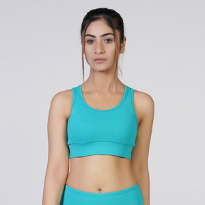 Proveedor Mayorista de Conjuntos de Yoga, Ropa Deportiva de Nylon y Spandex con Efecto Push-Up, Diseño de Logotipo Personalizado, Fabricante con MOQ Bajo - Product Image 4