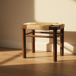 Tabouret en bois d'inspiration nordique, fabriqué en teck de qualité supérieure, pour appartements, villas et espaces intérieurs commerciaux - Product Image 1