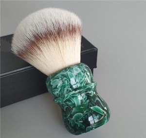 Dscosmetic Brosse à raser pour hommes avec manche en résine synthétique Jade G7 de 30 mm - Product Image 4