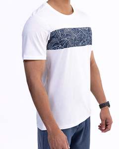 เสื้อยืดและกางเกงขาสั้นชุดเซ็ตสำหรับผู้ชายแฟชั่นฤดูร้อน ดีไซน์ลายทางทันสมัย แบรนด์เนมใหม่เอี่ยม - Product Image 4