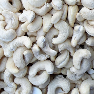 Manufacturing Cashew <b>Nuts</b> Sk1 Cashew <b>Nut</b> Kernels Raw Cashew <b>Nuts</b> Vietnam Wholesale Exported To Asia, Eu, Middle East - Product Image 1