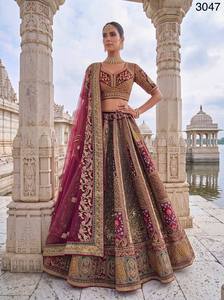 Robe de demoiselle d'honneur marron brodée avec lehenga, dupatta en organza, haut court à col en V, manches courtes, coupe trapèze, longueur ras du sol, modèle 3047 - Product Image 2