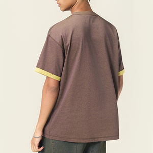 เสื้อยืดโอเวอร์ไซส์ทรงบ็อกซี่พิมพ์ลายดีไซน์ใหม่ล่าสุด แต่งขอบสีตัดกัน สำหรับผู้ชาย - Product Image 2