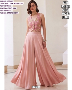 Conjunto Glamuroso de Seda Suave - Product Image 6