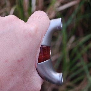 Tirachinas de Madera de Primera Calidad con Banda Elástica Resistente, Agarre Ergonómico, Herramienta de Práctica de Tiro al Aire Libre - Product Image 5