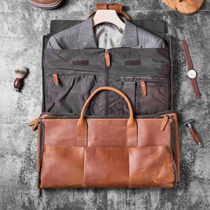 Sac à vêtements en cuir avec poignée, fermeture éclair, style fourre-tout, doublure en polyester marron, capacité 20L, pour voyage d'affaires - Product Image 1