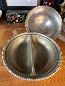 Elegant Circular Silver Metal Serving Dish with Lid and Ornate Handle for Table Display At Cheap Price - Product Image 2