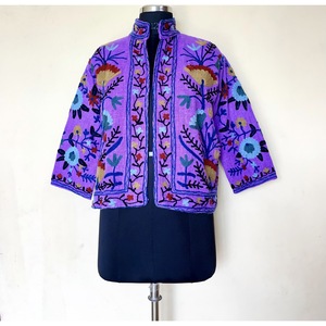 SHYAM EXPORT Abrigo Corto de Mujer con Cuello Mandarín de Terciopelo Floral Morado Bordado a Mano, Manga Larga, 100% Algodón, Ropa de Primavera - Product Image 1