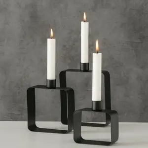 Porte-bougie en métal, design élégant lanterne et pot, durable, fait main, décoration de Noël pour la maison - Product Image 4