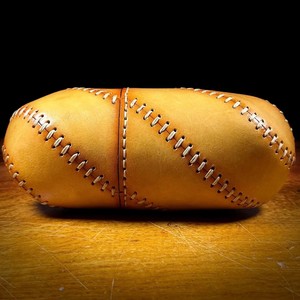 Factory Customized Design Dice Storage for Dice <b>Entertainment</b> High Quality Premium PU Leather Dice Cup for Playing Game - Product Image 2