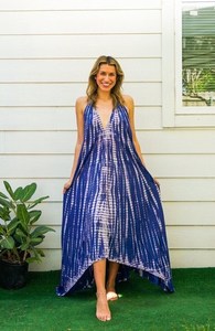 Vestido Maxi Tie Dye de Marca Privada OEM, Diseño Elegante con Patrón Sólido, Sin Mangas, para Vacaciones, Exportador Indio, 100% Algodón, Cuello en V - Product Image 3