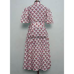 Vestido mini de algodón hecho a mano en India para mujer, con estampado floral hecho a mano, estilo casual y lindo para uso diario o fiestas. - Product Image 6