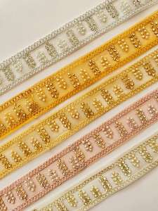 Encajes Bordados Ecológicos Hechos a Medida en Dos Colores con Perlas y Lentejuelas para Prendas de Vestir Femeninas - Product Image 5