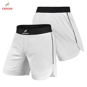 Shorts MMA durables, légers et respirants avec coutures renforcées, ceinture extensible et logo avant pour l'entraînement - Product Image 1